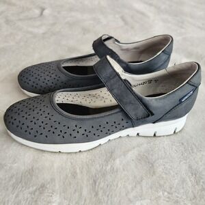 Mephisto Yelina Perf Mary Jane Comfort Walking Shoes 9 Blue Nubuck Soft Air